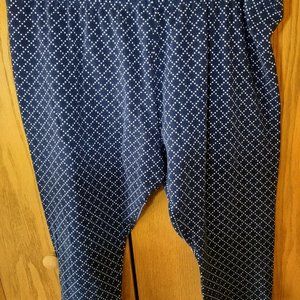 Jessica London Everyday Capri Legging